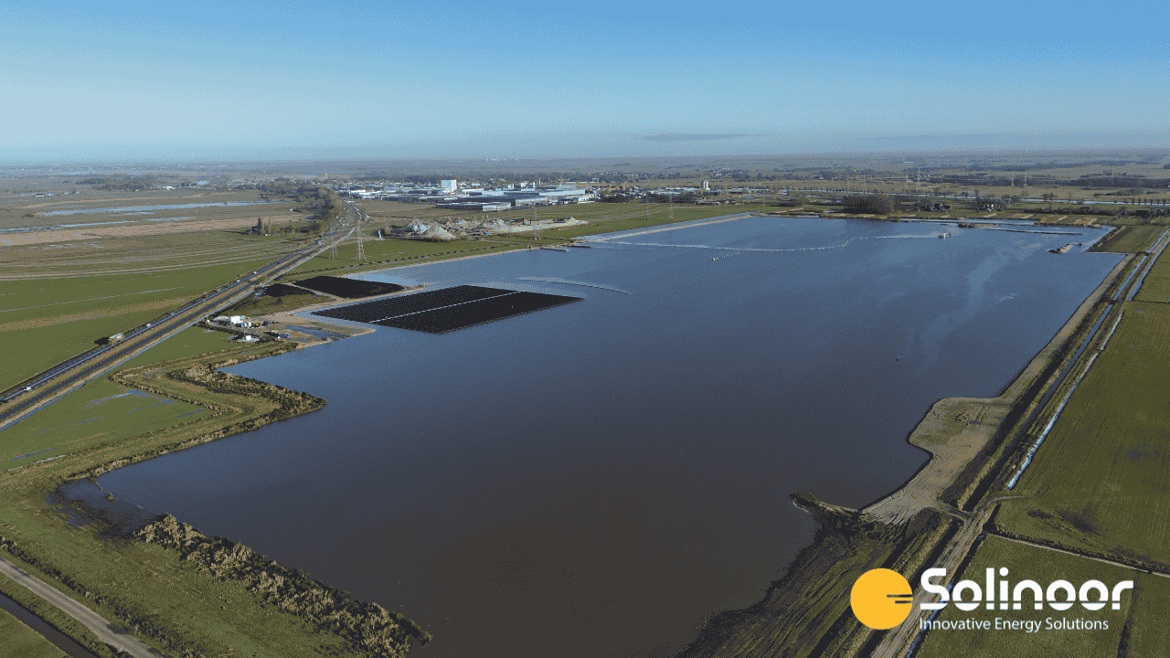 Floating solar park Overijsssel top view 3D render