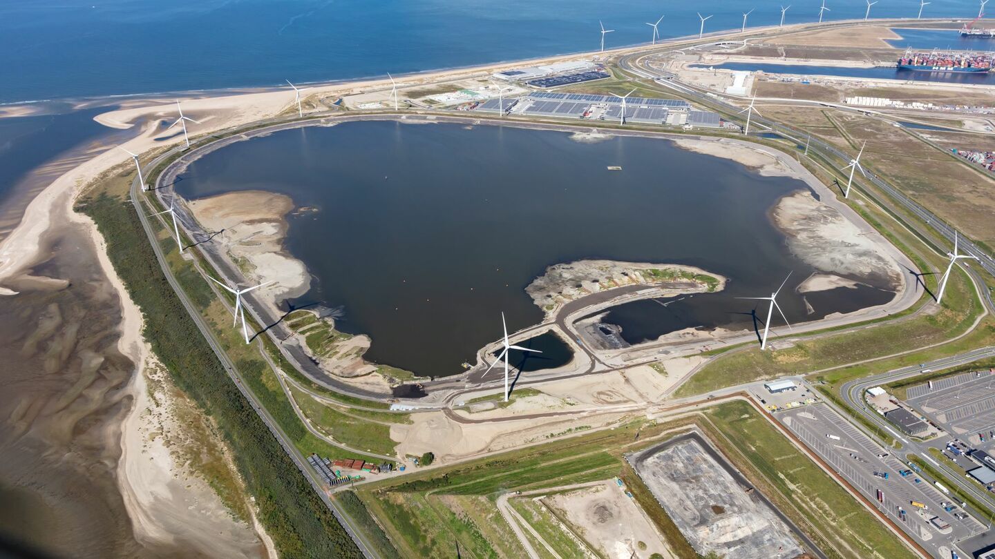 Solinoor, DevCap Infra, Enerparc, Sun Float Power, Slufter